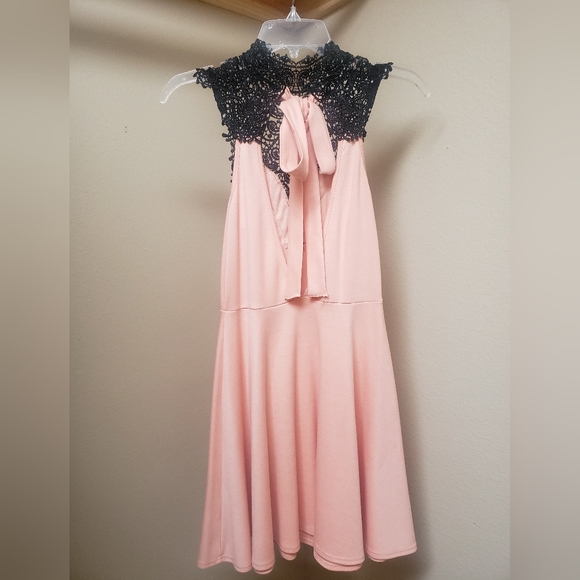 Dress- Trac - Picture 2 of 2